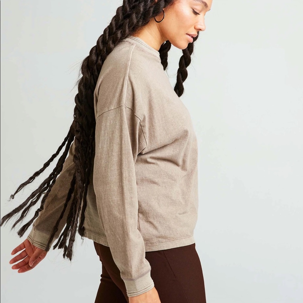 Women's Long Sleeve Relaxed Tee